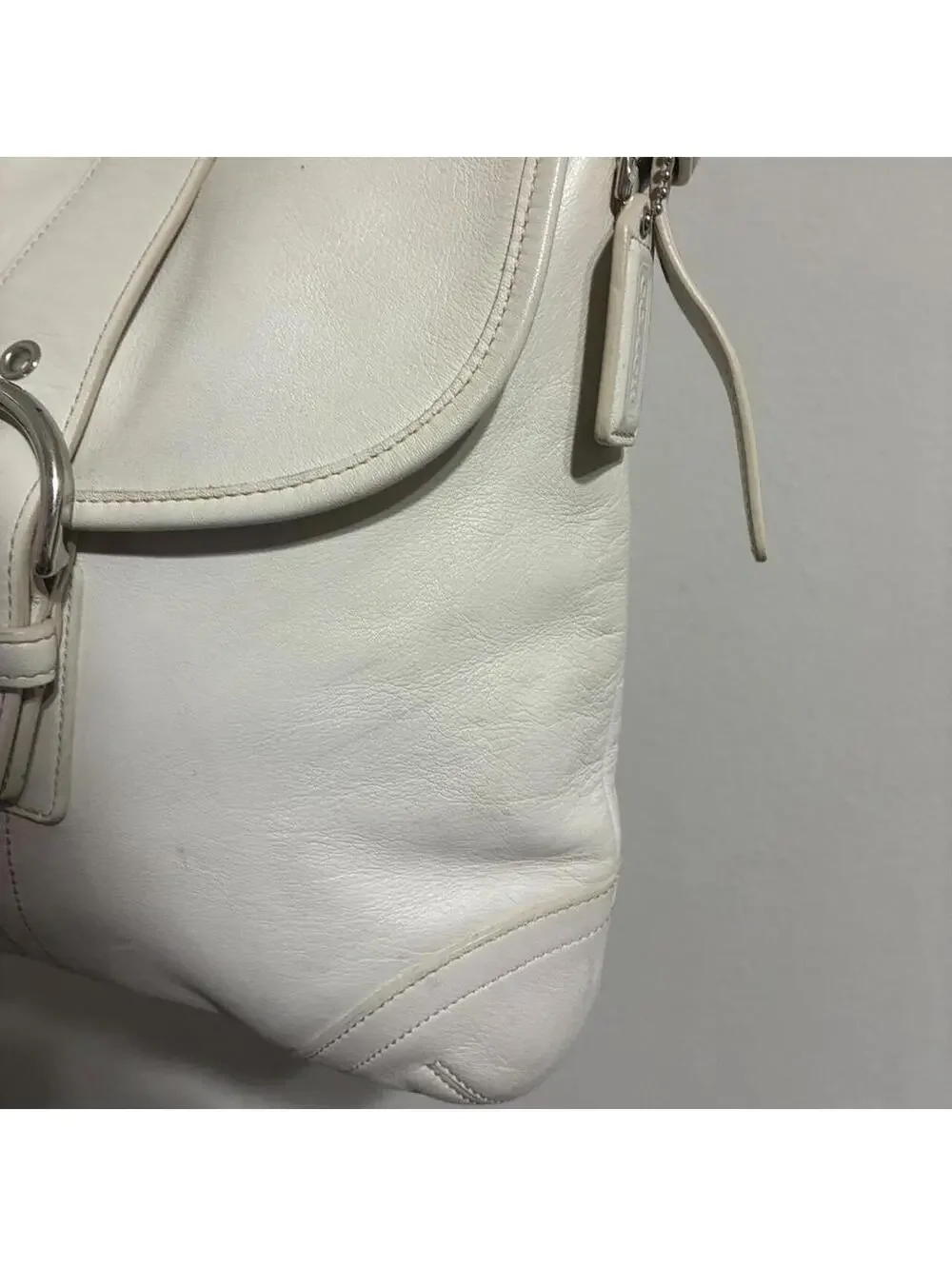 Coach Soho Cream Leather Flap Crossbody Shoulder Bag Y2K Buckle Purse Vintage